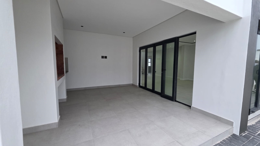 4 Bedroom Property for Sale in Sandown Western Cape